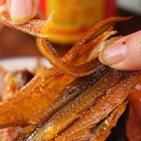 香辣手撕鱼干菜零食罐装小鱼仔