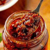 手工牛肉酱香辣五香辣椒酱下饭